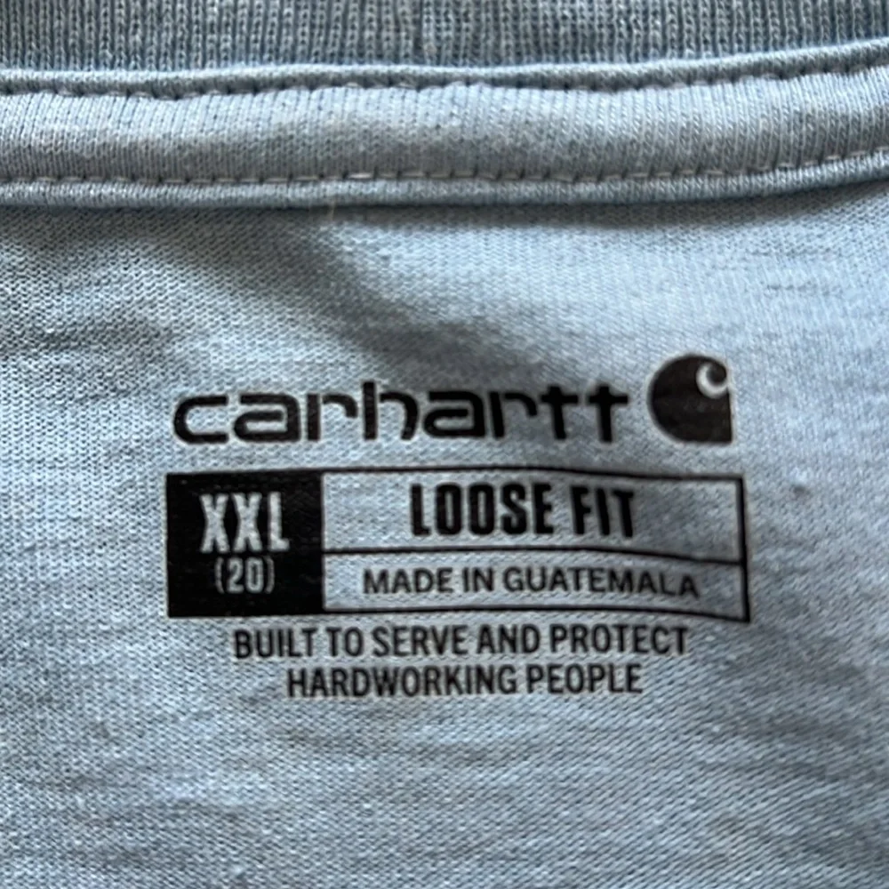 Women’s Carhartt tee. XXL (20) - Picture 4 of 6